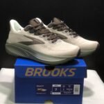Brooks Ghost 17 – 9colors