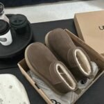 UGG BOOTS