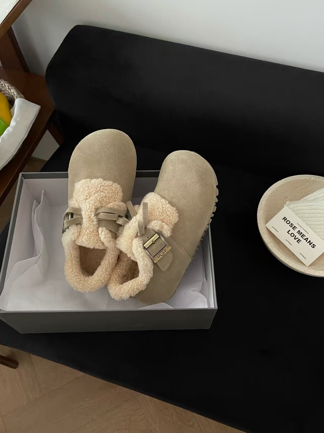 UGG BOOTS