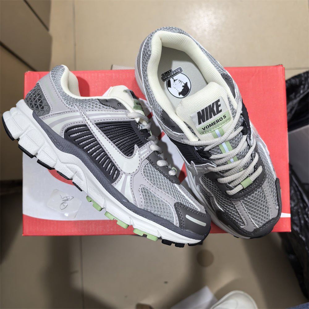 Nike Inspired Nike Air Zoom Vomero 5 / F3