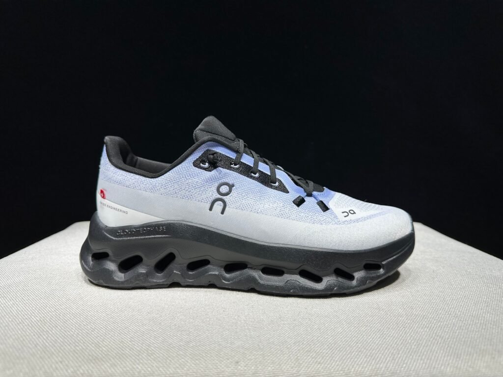 On Running shoes inspired Cloudtilt
