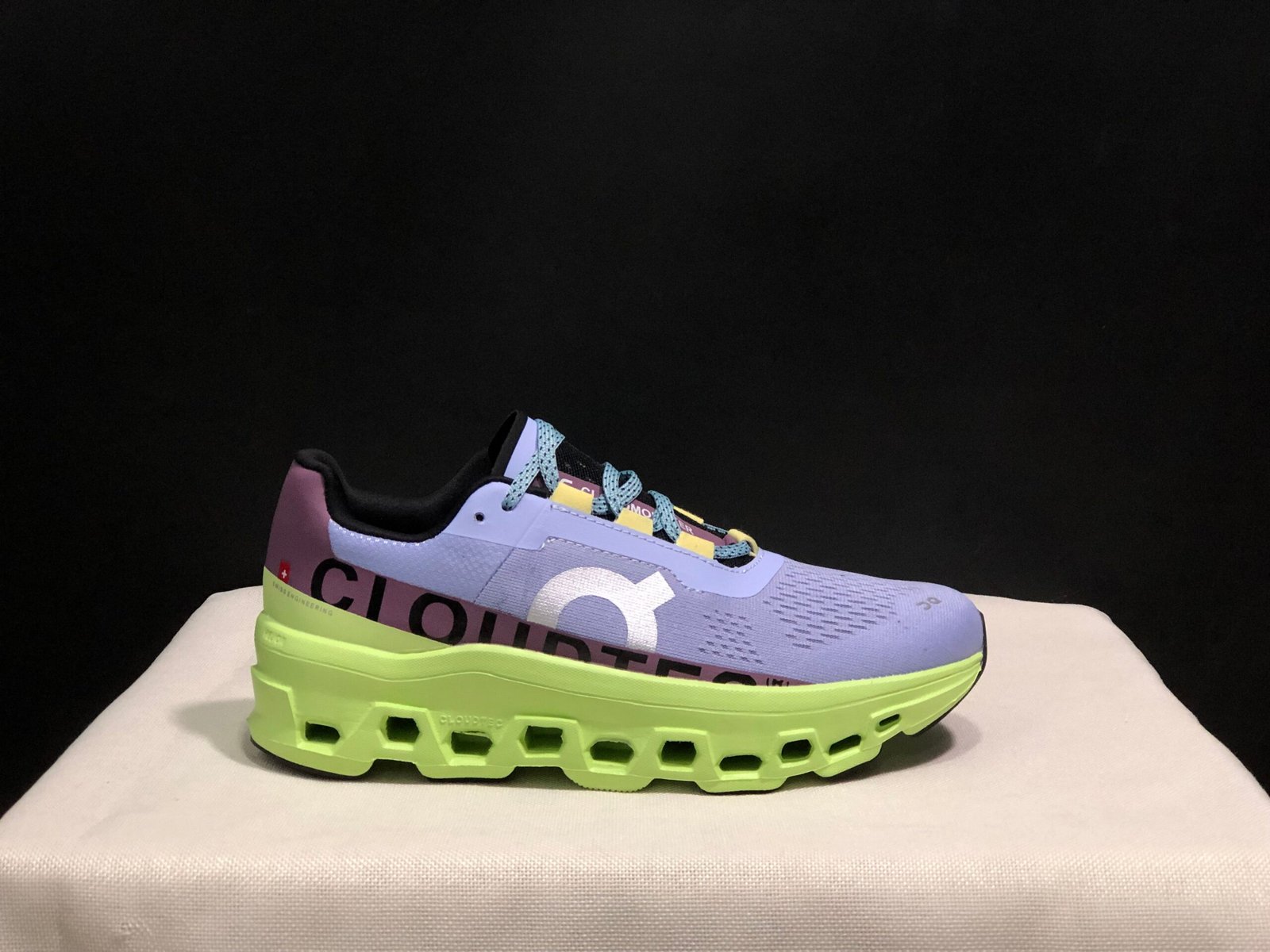 On Running shoes inspired Cloudmonster