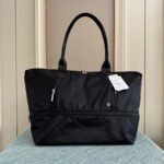 Lululemon City Adventurer size 52x18x32cm 19L to 27L