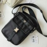 Lululemon Wunderlust Crossbody Bag 2L