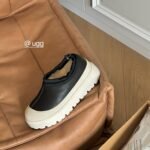 UGG Shoes size from 35 to 44