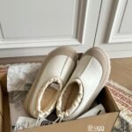 UGG Shoes size from 35 to 44