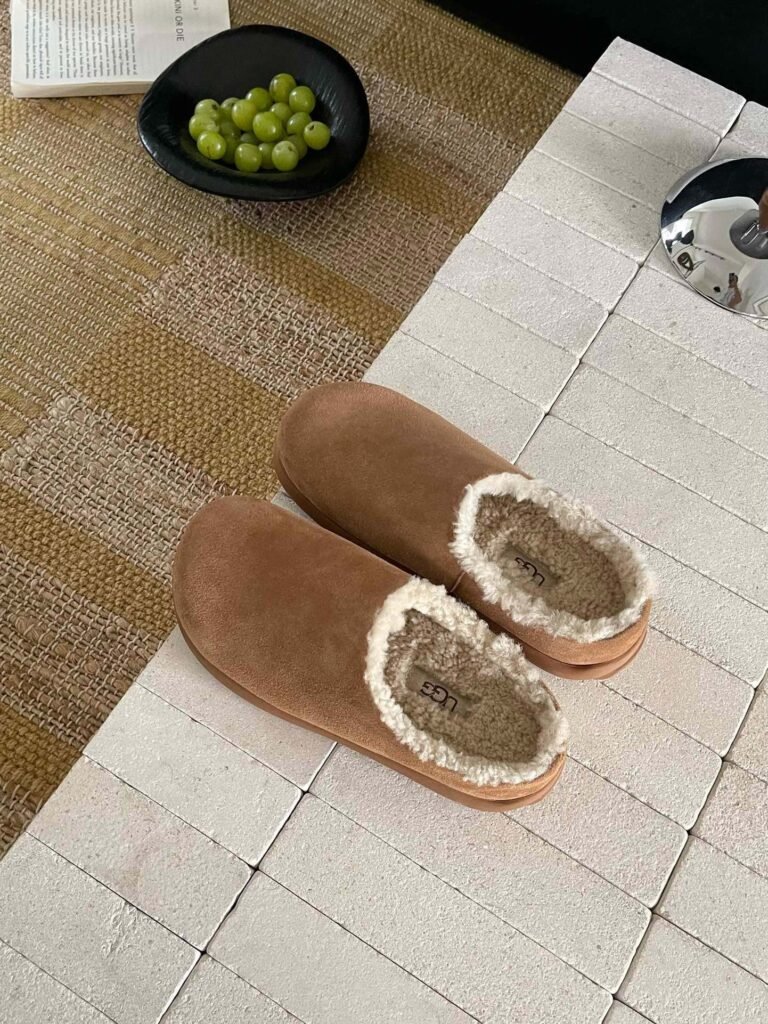 Men’s Ugg Shoes Euro size from 40 to 44