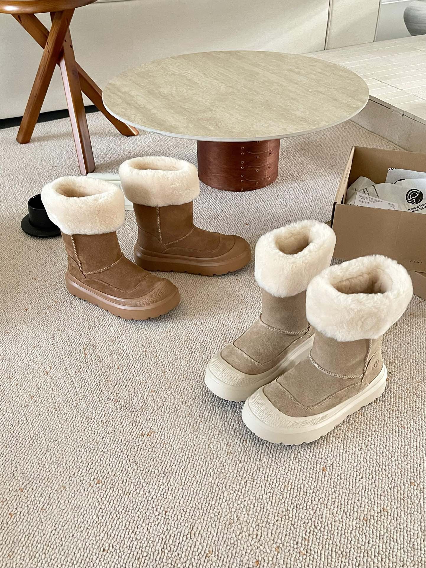 UGG BOOTS