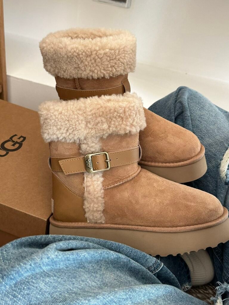 UGG BOOTS