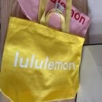 Lululemon 19L tote
