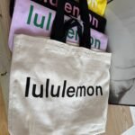 Lululemon 19L tote