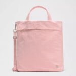 Lululemon on level bag