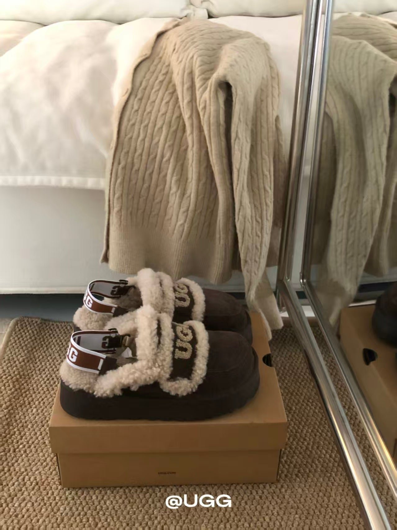 UGG BOOTS