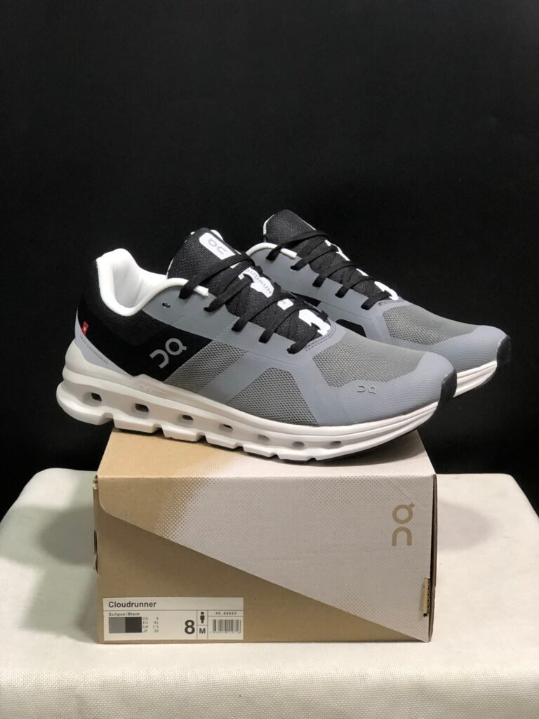 On Running shoes inspired On Cloudrunner 9colors