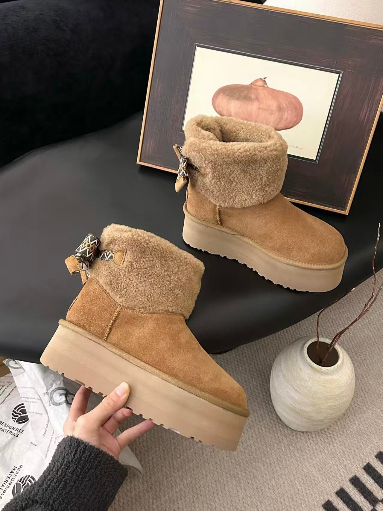 UGG BOOTS