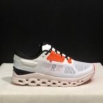 On Running shoes inspired Cloudstratus 3
