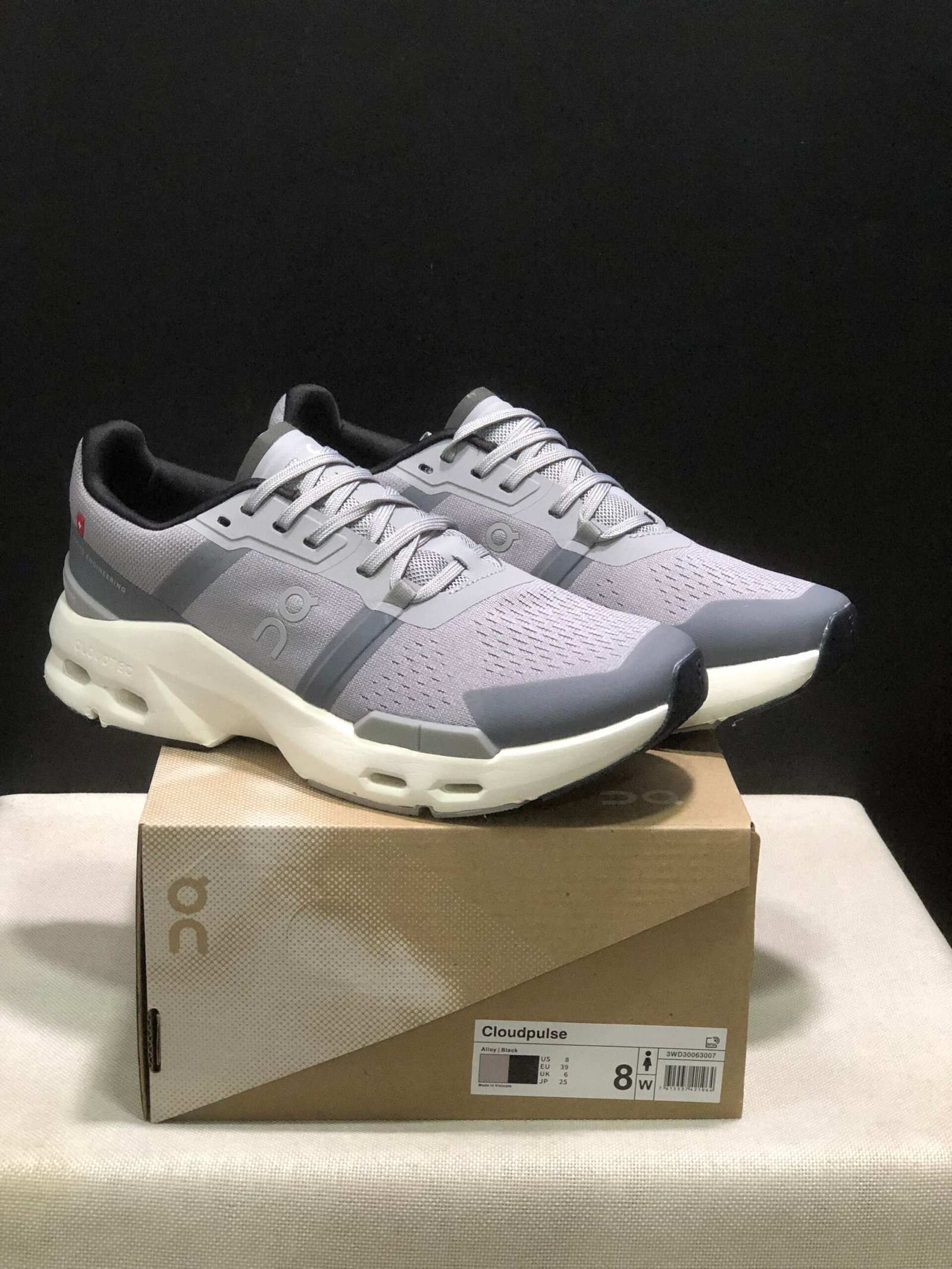 ON RUNNING Inspired On Cloudpulse 9colors