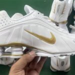Nike Inspired Nike Shox R4 Size / K32